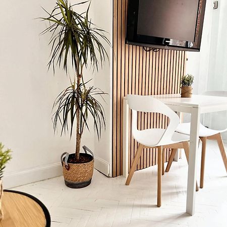 Comfortable Studio In Brussels 35M² Terrace With Bbq Luaran gambar
